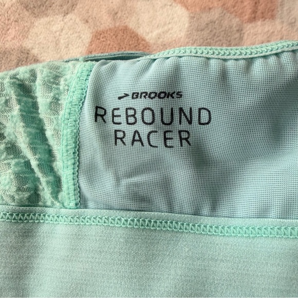 Brooks | Rebound Racer Sports Bra - Picture 4 of 7